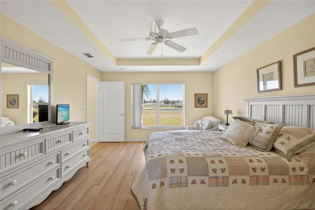 10824 Collar Drive San Antonio FL 33576
