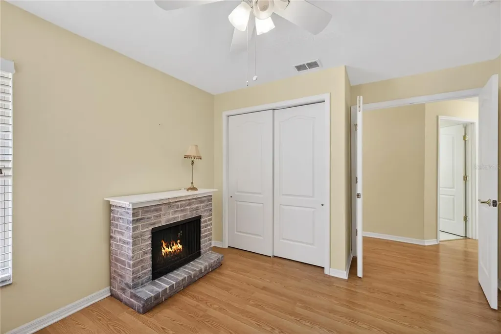 10824 Collar Drive San Antonio FL 33576