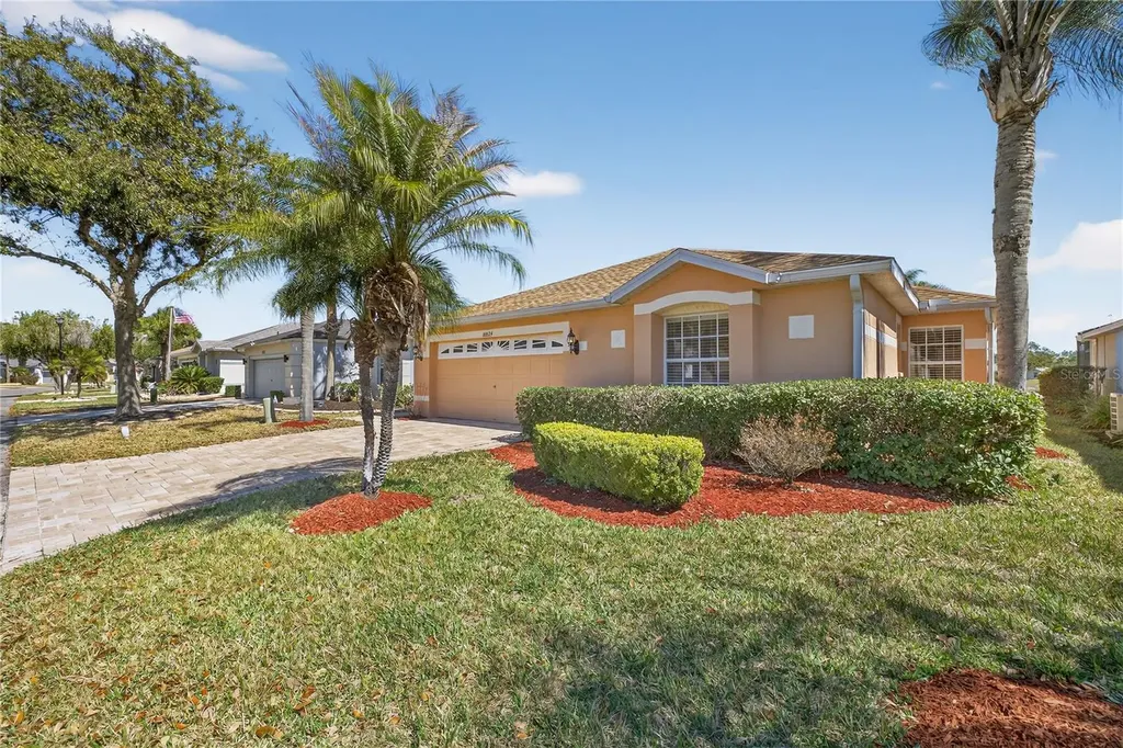10824 Collar Drive San Antonio FL 33576