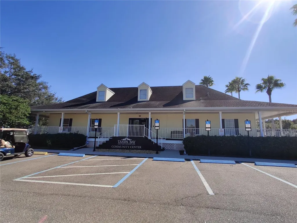 10824 Collar Drive San Antonio FL 33576