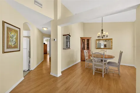 10824 Collar Drive San Antonio FL 33576