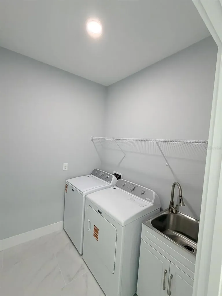 313 El Dorado Boulevard N Cape Coral FL 33993