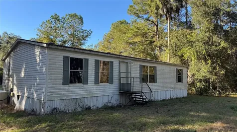 17221 SE 95th Street Road Ocklawaha FL 32179