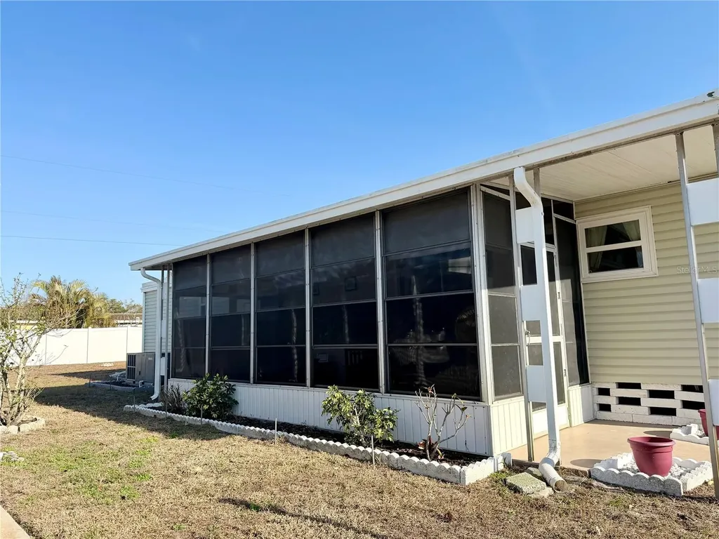9790 66th Street N Pinellas Park FL 33782