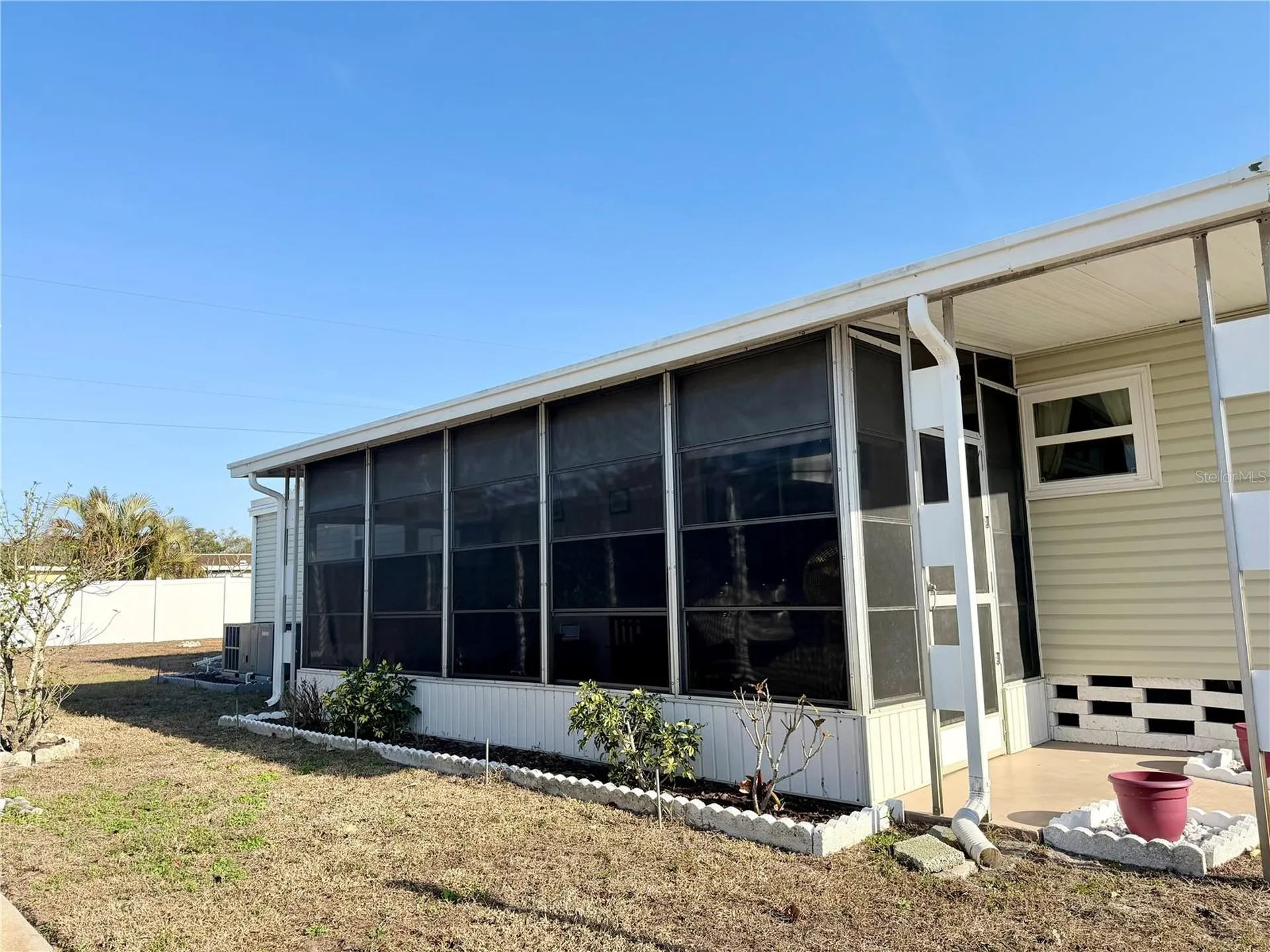 9790 66th Street N Pinellas Park FL 33782