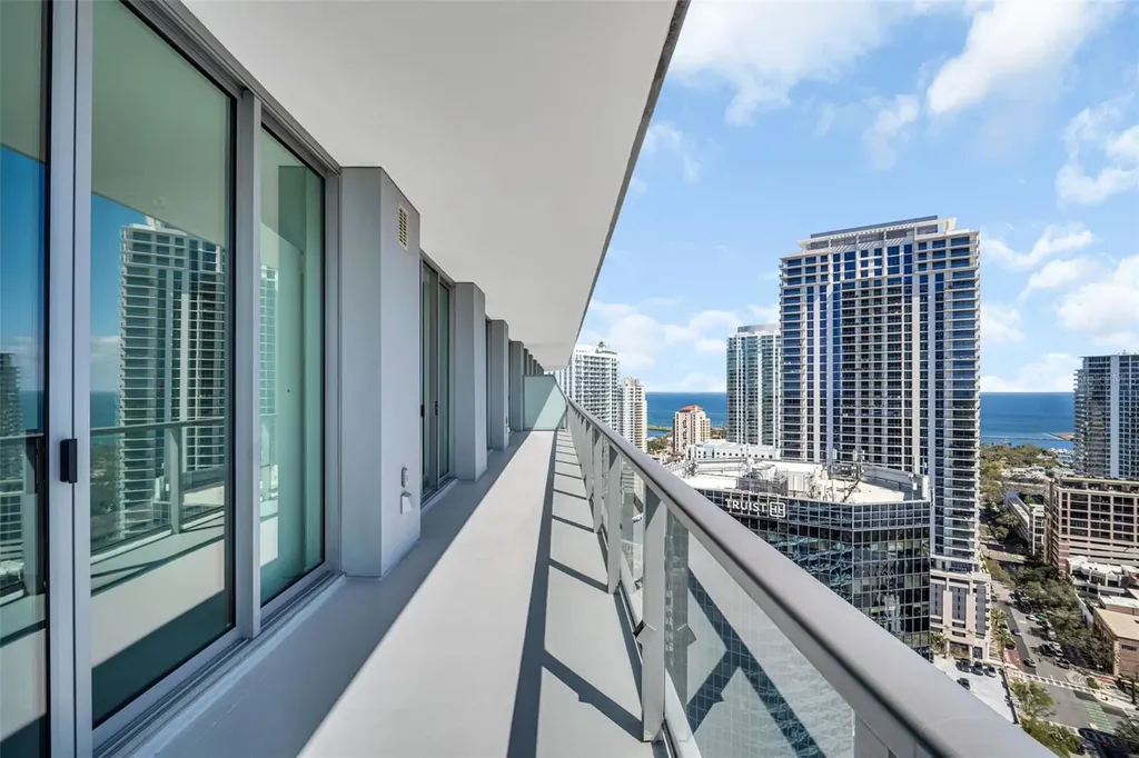 400 Central Avenue St Petersburg FL 33701