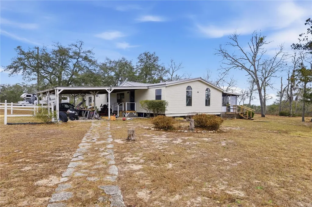13351 SE 101st Place Dunnellon FL 34431