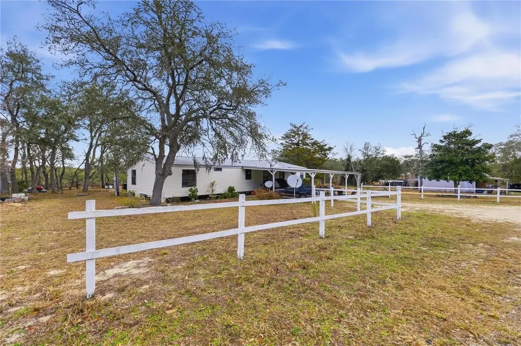 13351 SE 101st Place Dunnellon FL 34431