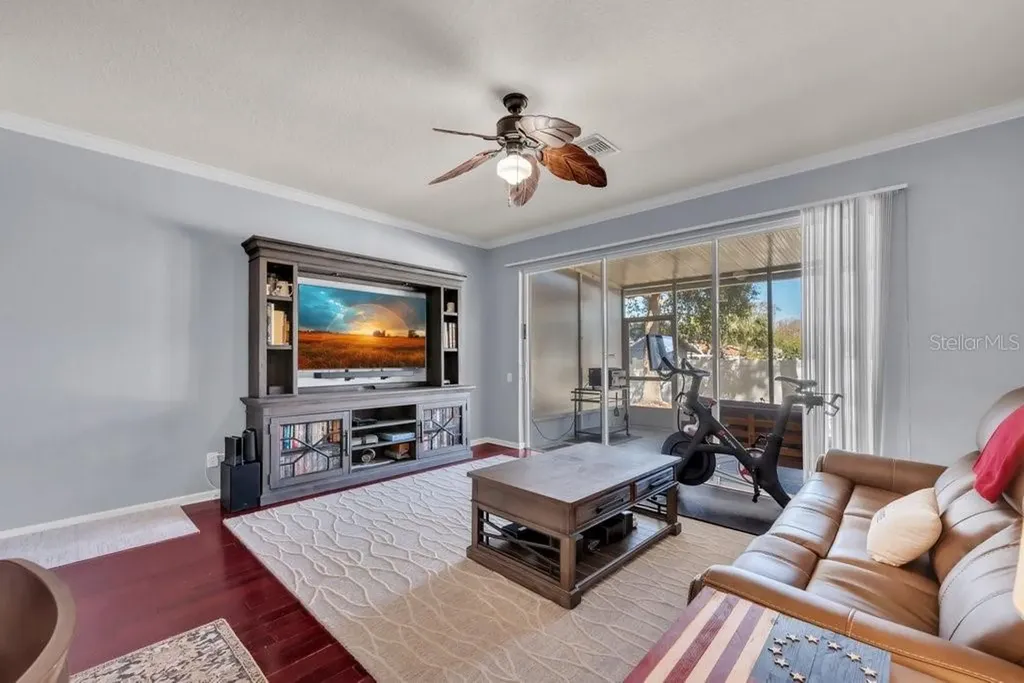 6607 Shining Sun Court Tampa FL 33634