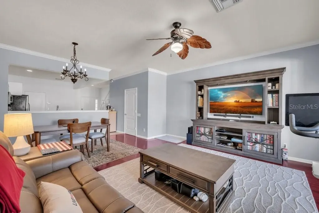 6607 Shining Sun Court Tampa FL 33634