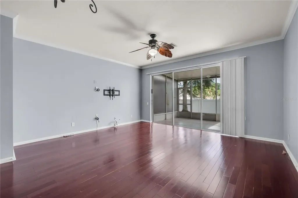 6607 Shining Sun Court Tampa FL 33634