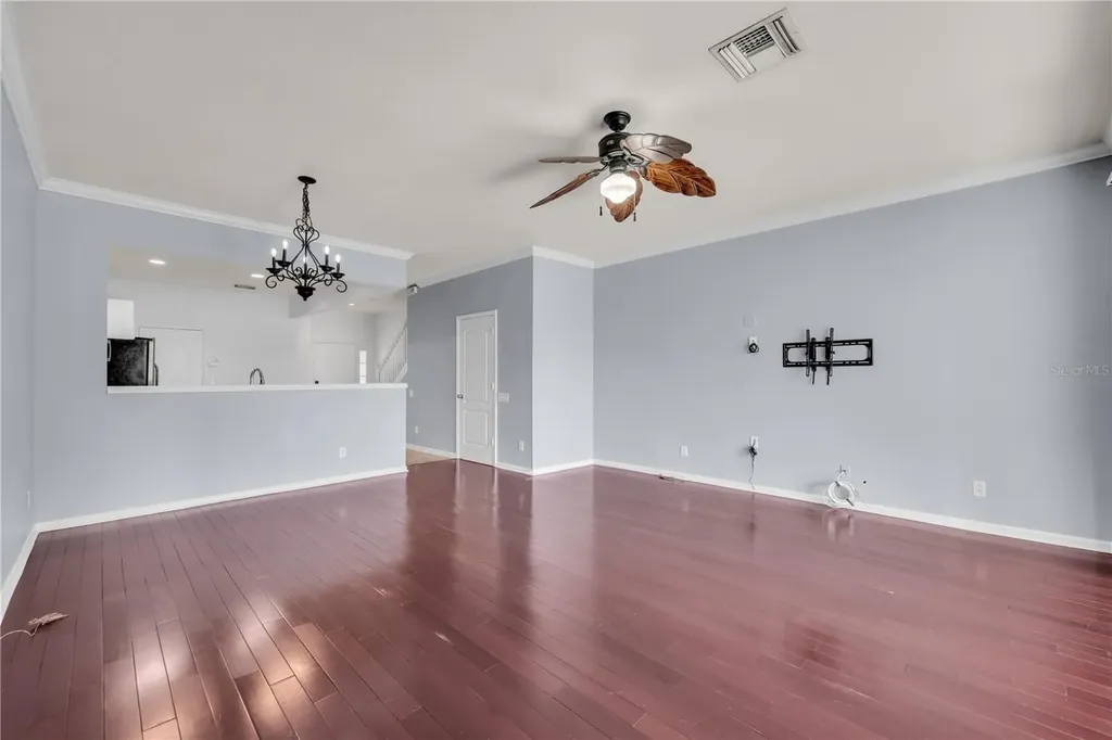 6607 Shining Sun Court Tampa FL 33634