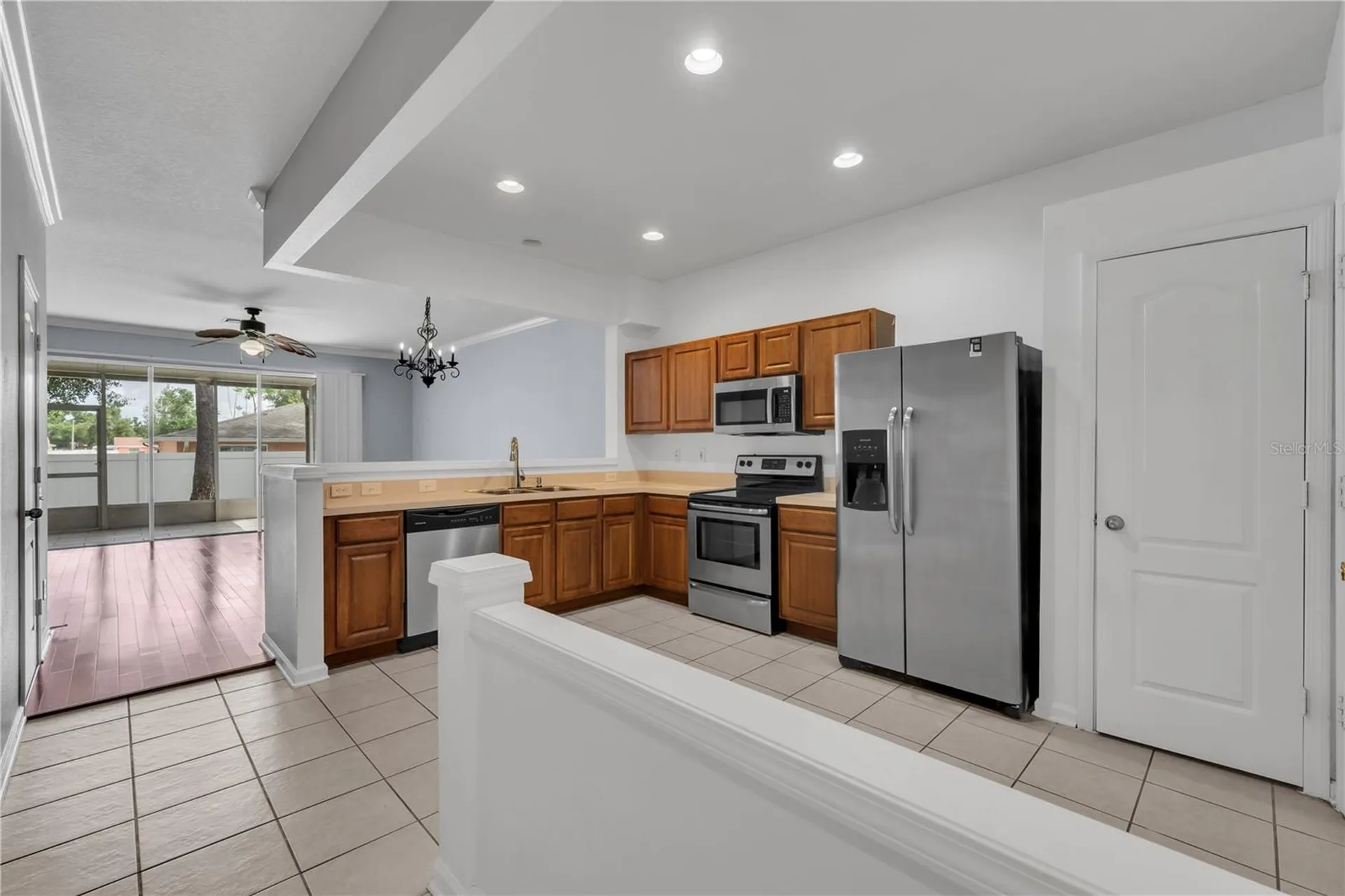 6607 Shining Sun Court Tampa FL 33634