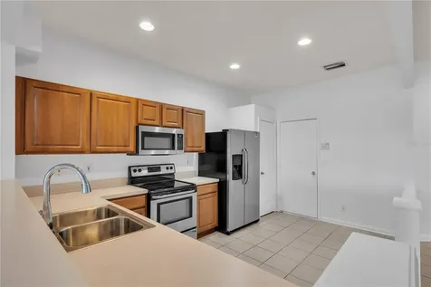 6607 Shining Sun Court Tampa FL 33634