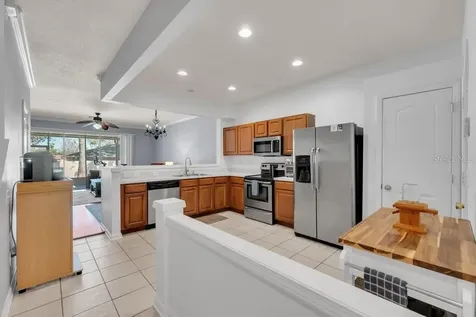 6607 Shining Sun Court Tampa FL 33634