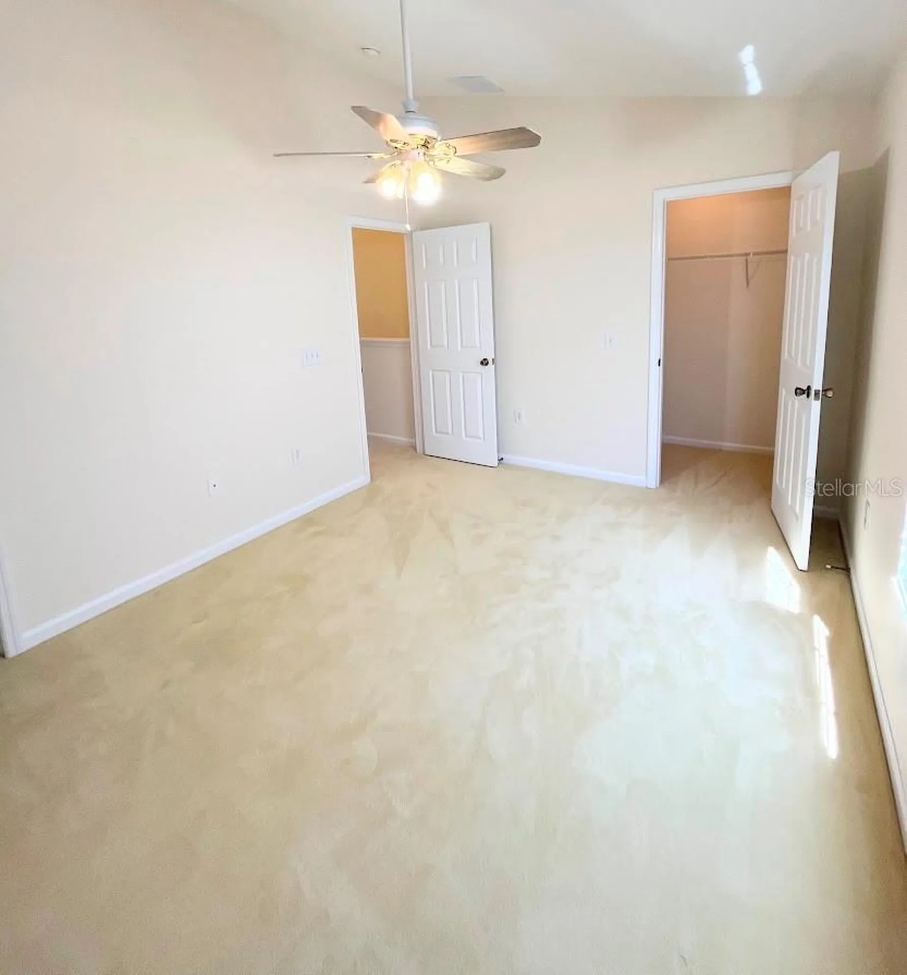 2534 Maneshaw Lane Kissimmee FL 34747