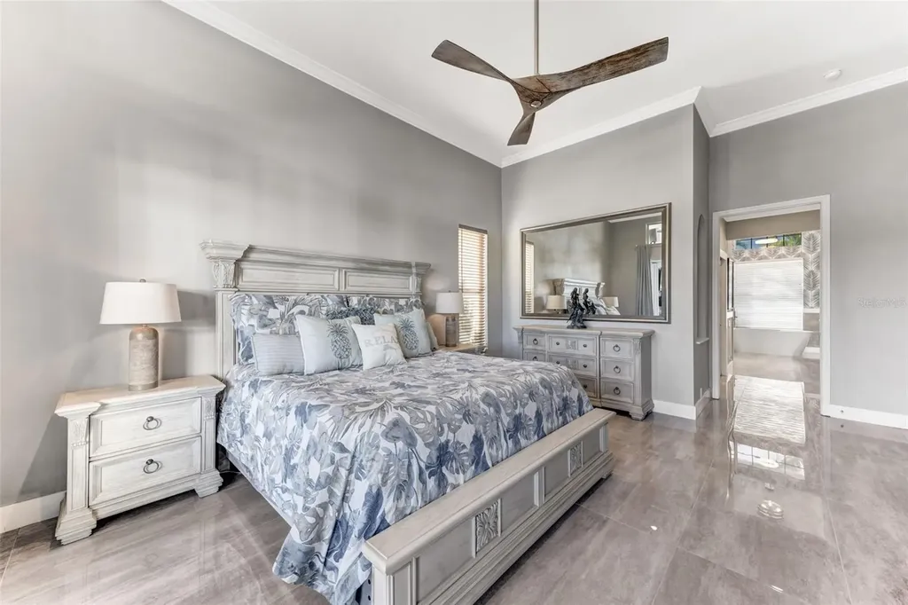 1307 Alhambra Drive Apollo Beach FL 33572