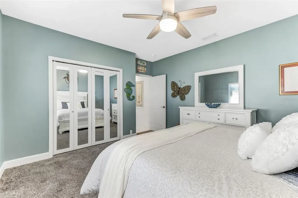 1307 Alhambra Drive Apollo Beach FL 33572