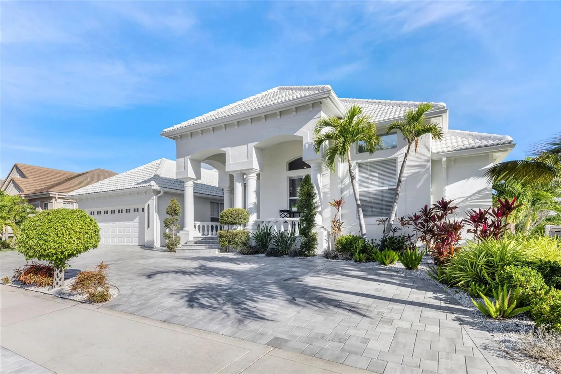 1307 Alhambra Drive Apollo Beach FL 33572