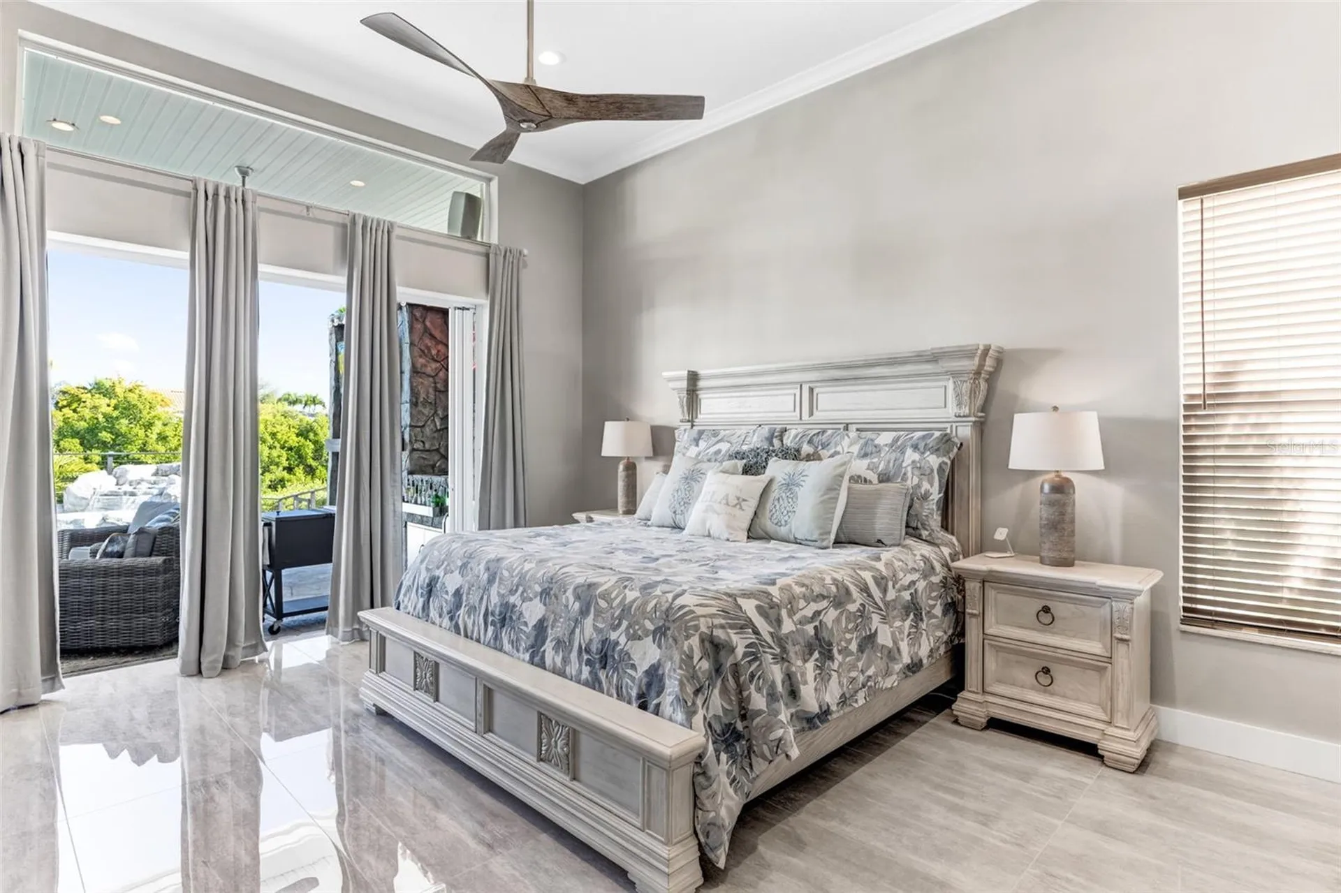1307 Alhambra Drive Apollo Beach FL 33572