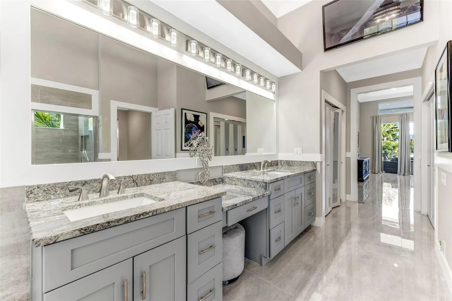 1307 Alhambra Drive Apollo Beach FL 33572