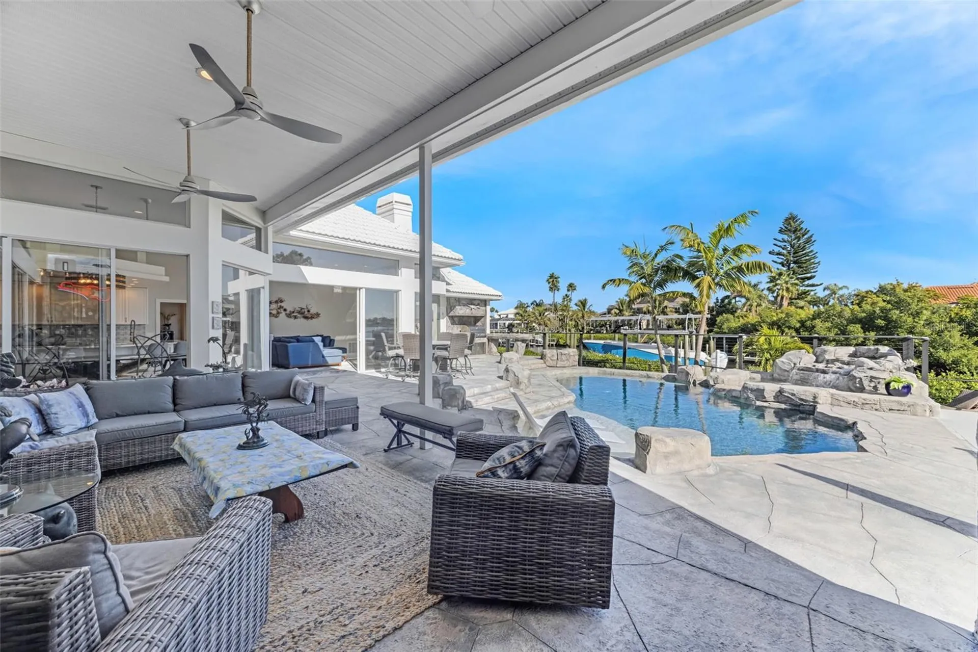 1307 Alhambra Drive Apollo Beach FL 33572