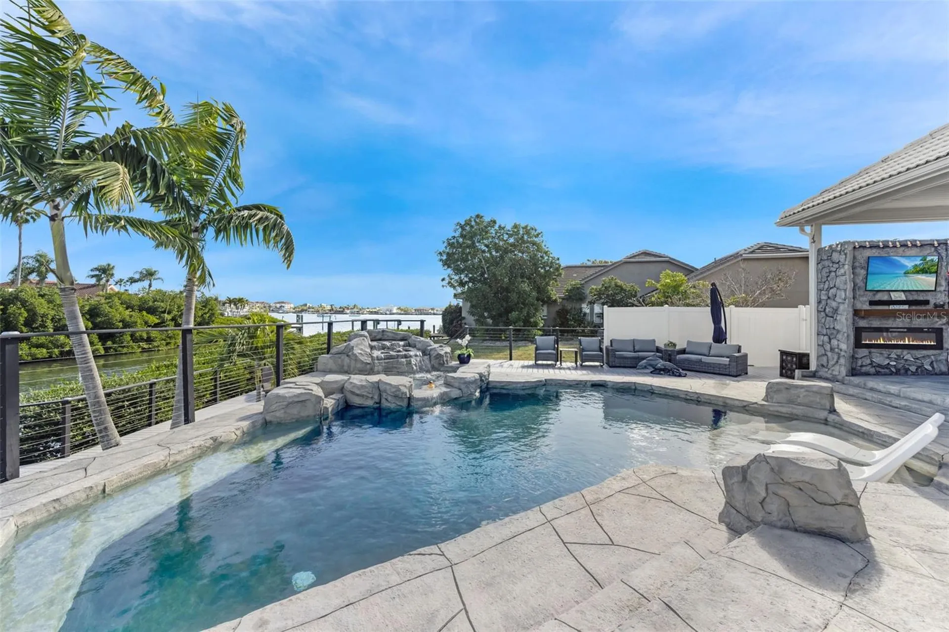 1307 Alhambra Drive Apollo Beach FL 33572