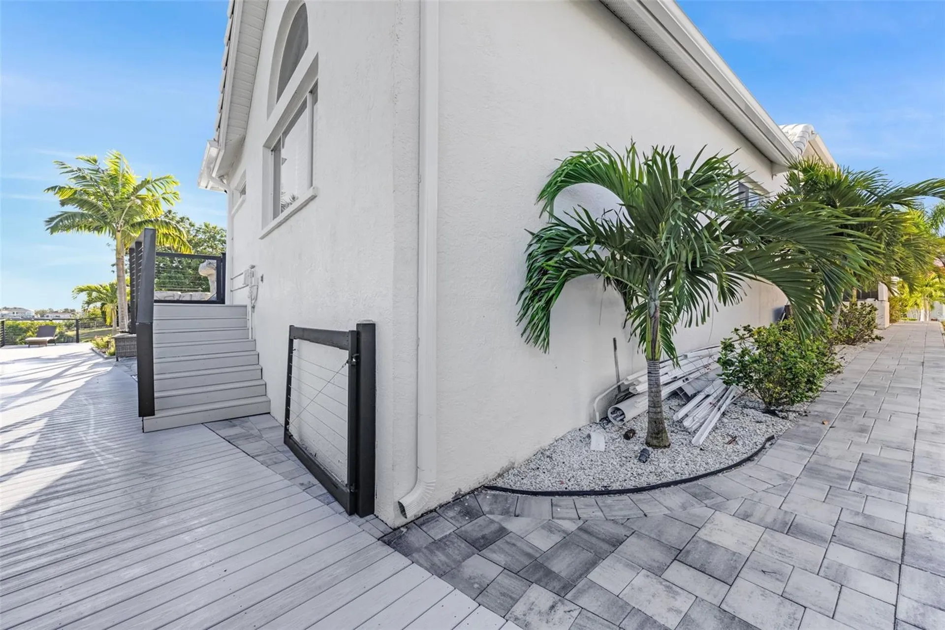 1307 Alhambra Drive Apollo Beach FL 33572