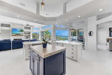 1307 Alhambra Drive Apollo Beach FL 33572