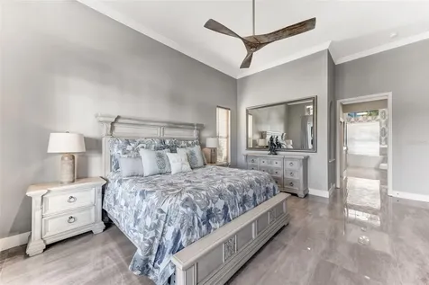 1307 Alhambra Drive Apollo Beach FL 33572