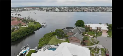1307 Alhambra Drive Apollo Beach FL 33572