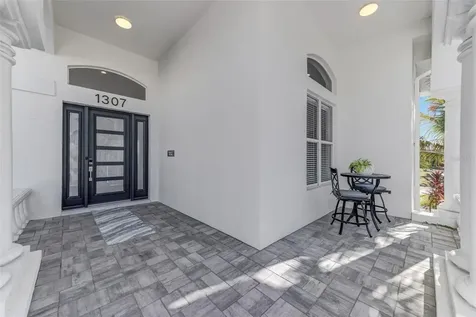 1307 Alhambra Drive Apollo Beach FL 33572