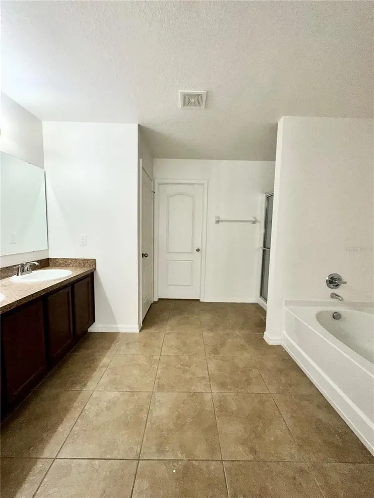 4612 Cabalerro Trail Kissimmee FL 34758