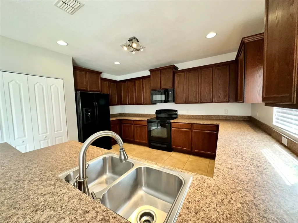 4612 Cabalerro Trail Kissimmee FL 34758