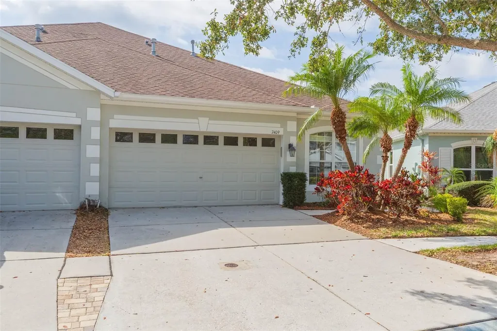 7409 Surrey Wood Lane Apollo Beach FL 33572
