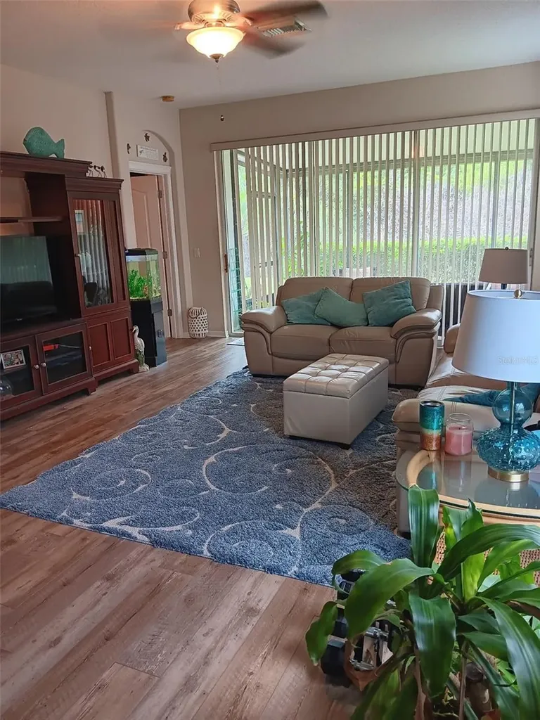 7409 Surrey Wood Lane Apollo Beach FL 33572