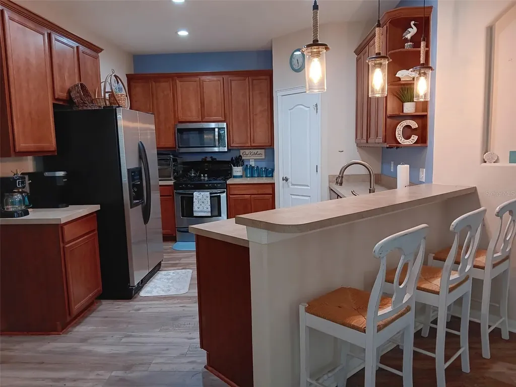7409 Surrey Wood Lane Apollo Beach FL 33572