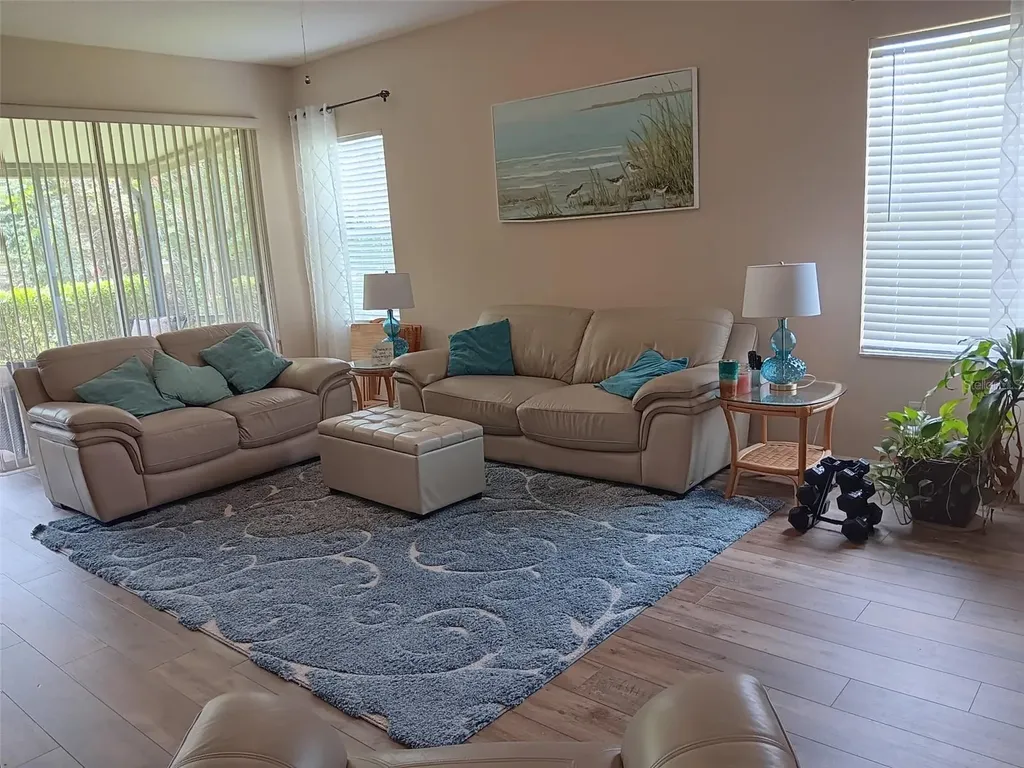 7409 Surrey Wood Lane Apollo Beach FL 33572