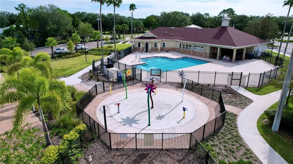 7409 Surrey Wood Lane Apollo Beach FL 33572