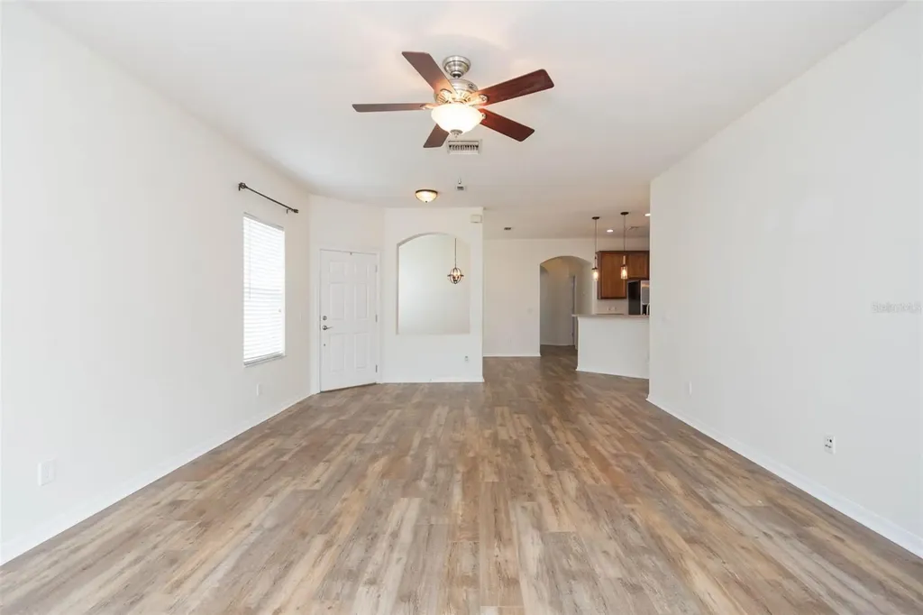 7409 Surrey Wood Lane Apollo Beach FL 33572