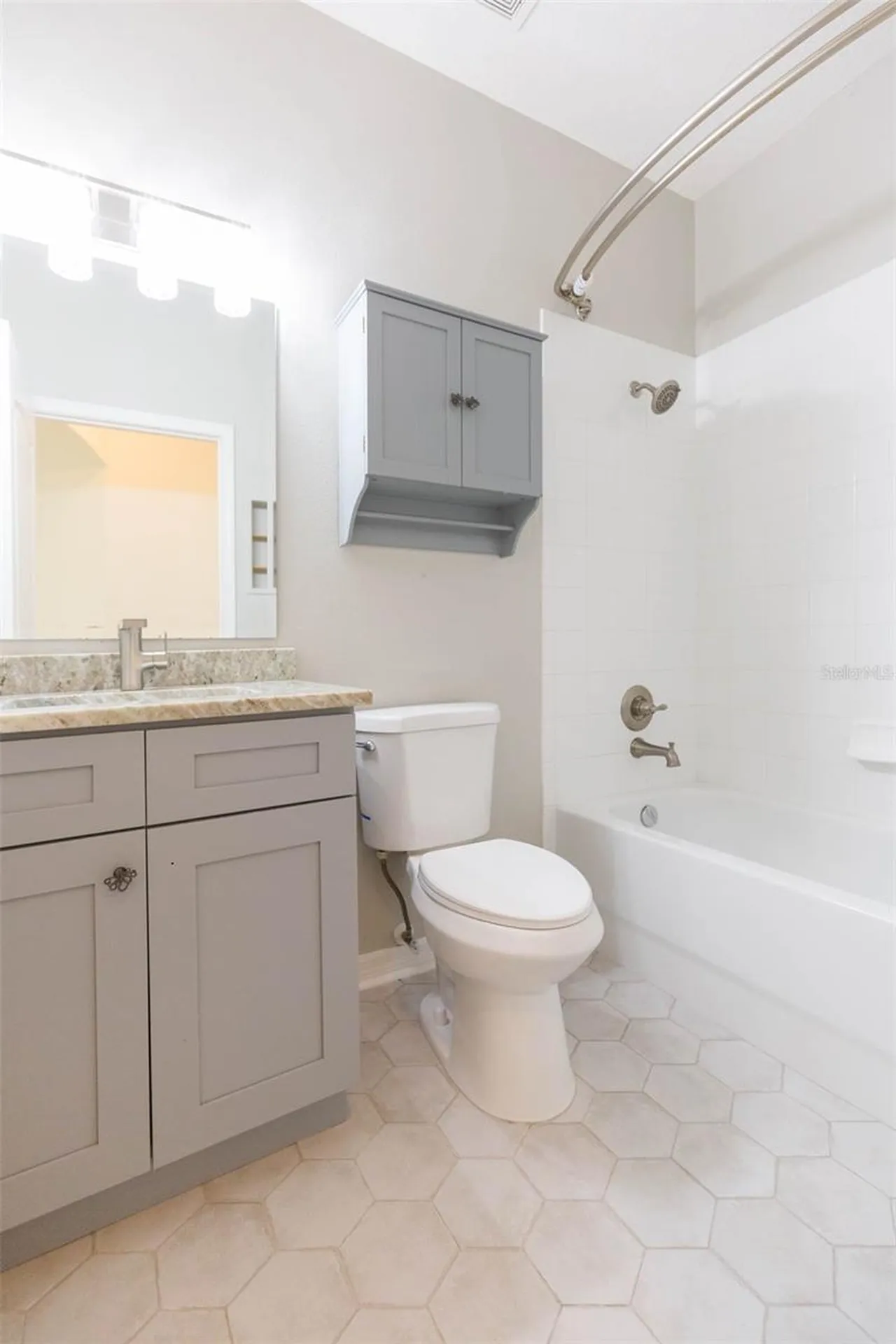 7409 Surrey Wood Lane Apollo Beach FL 33572