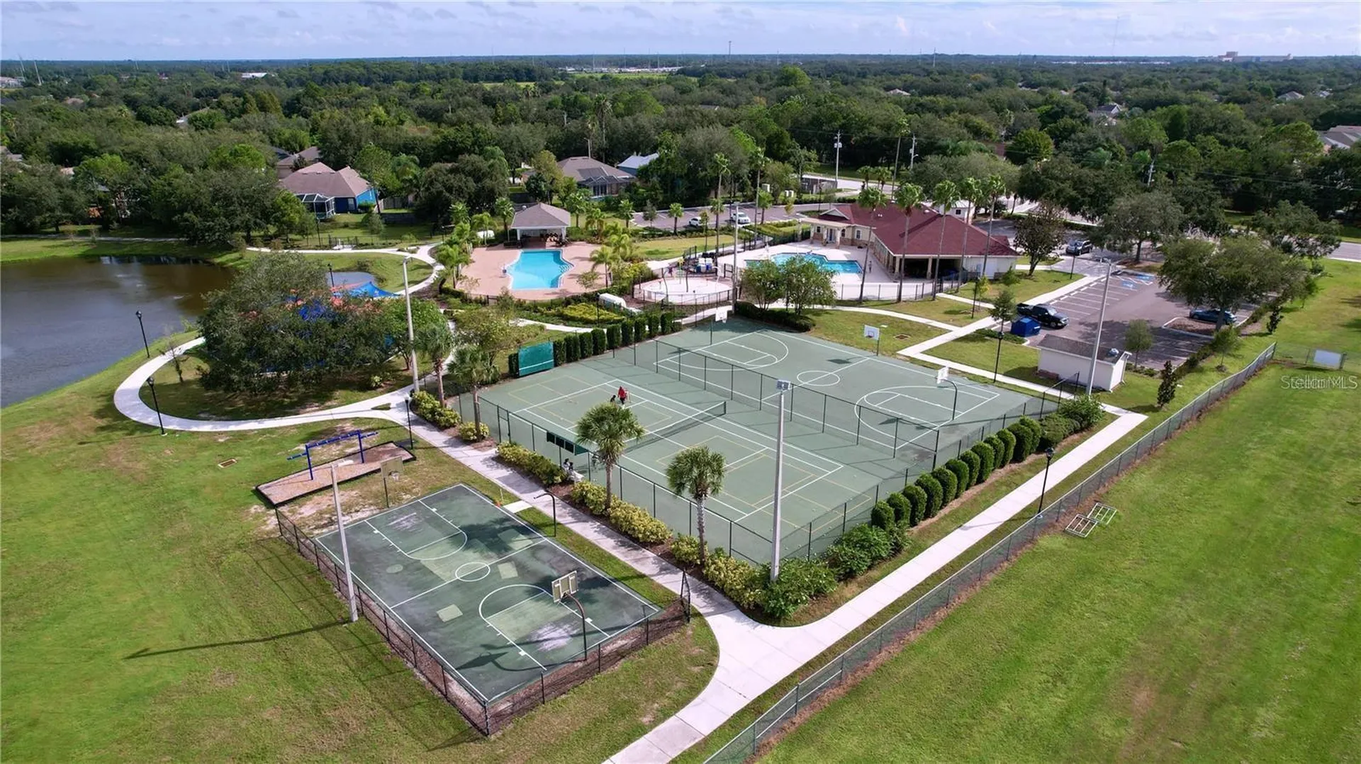 7409 Surrey Wood Lane Apollo Beach FL 33572