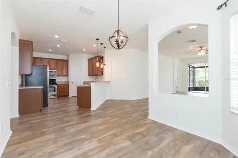 7409 Surrey Wood Lane Apollo Beach FL 33572
