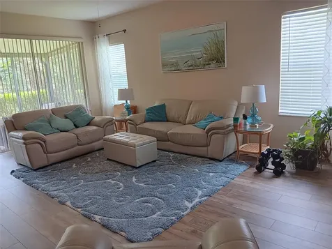 7409 Surrey Wood Lane Apollo Beach FL 33572