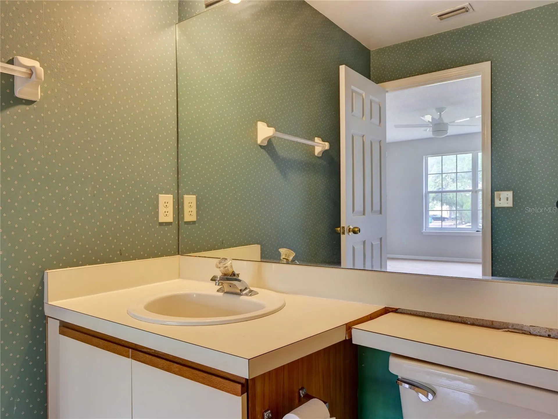 3701 S Lake Orlando Parkway Orlando FL 32808