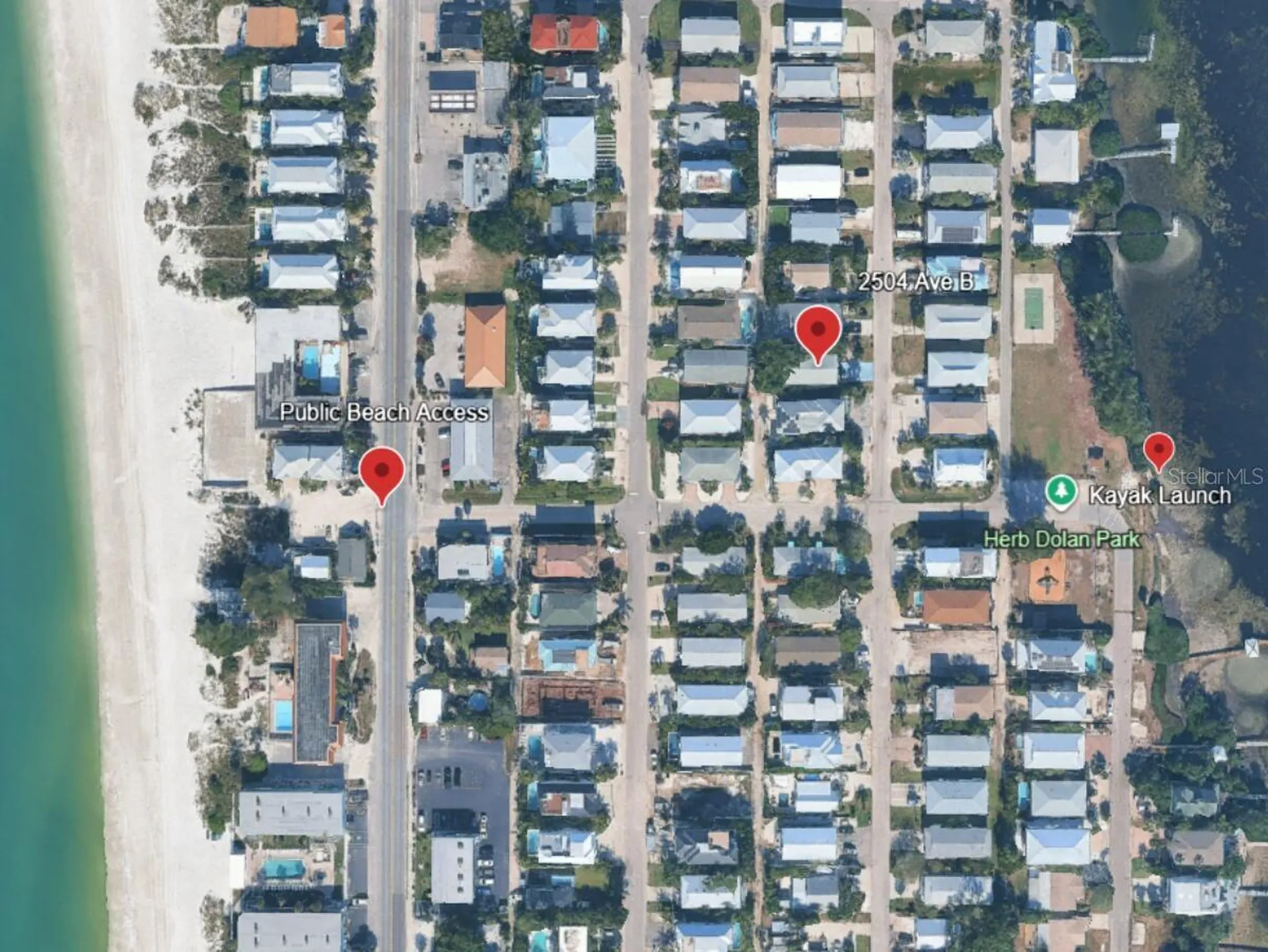 2504 Avenue B Bradenton Beach FL 34217