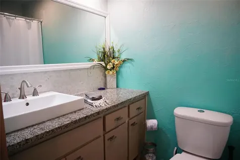 2504 Avenue B Bradenton Beach FL 34217