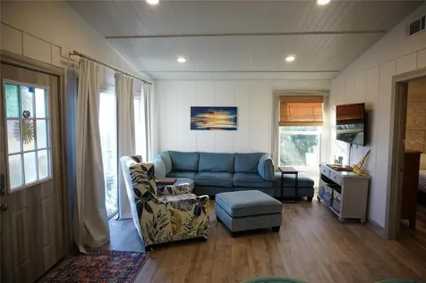 2504 Avenue B Bradenton Beach FL 34217
