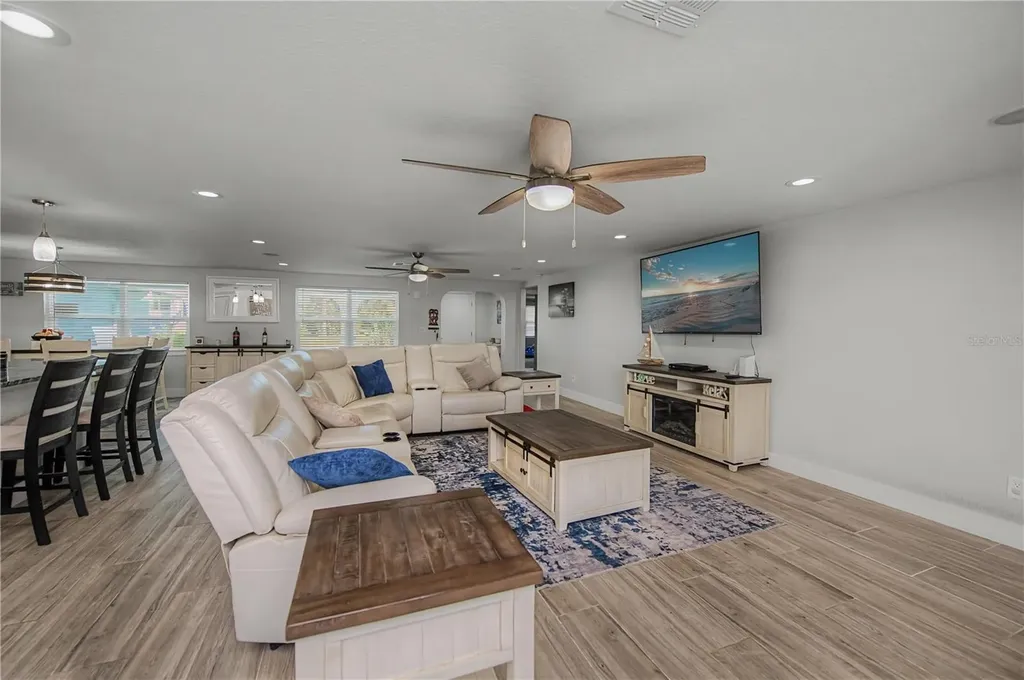 121 Sinclair Street SE Port Charlotte FL 33952