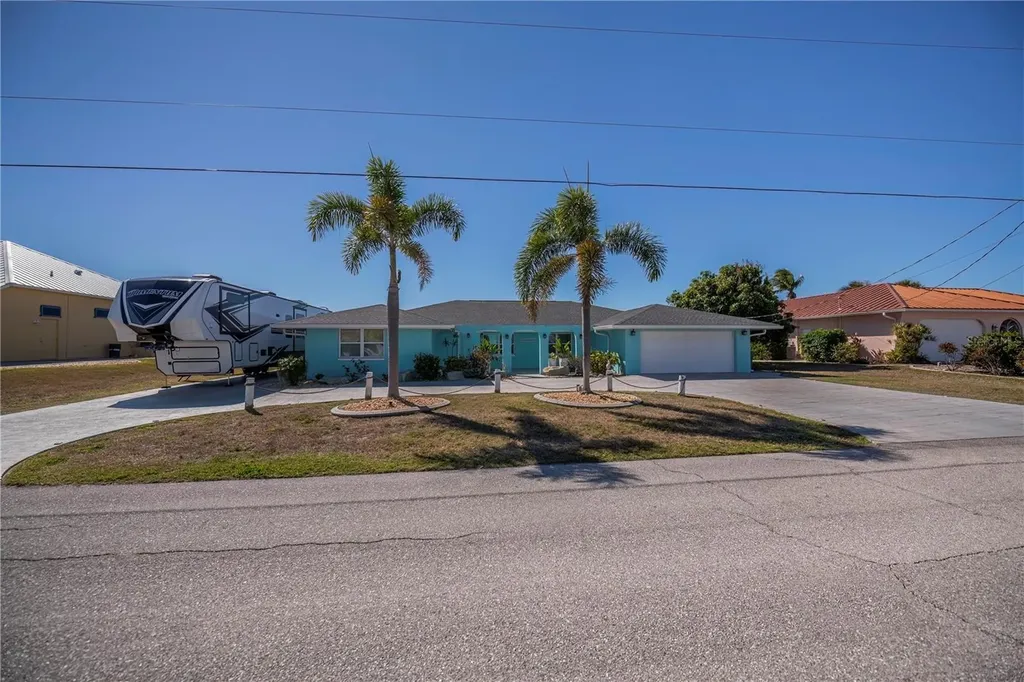121 Sinclair Street SE Port Charlotte FL 33952